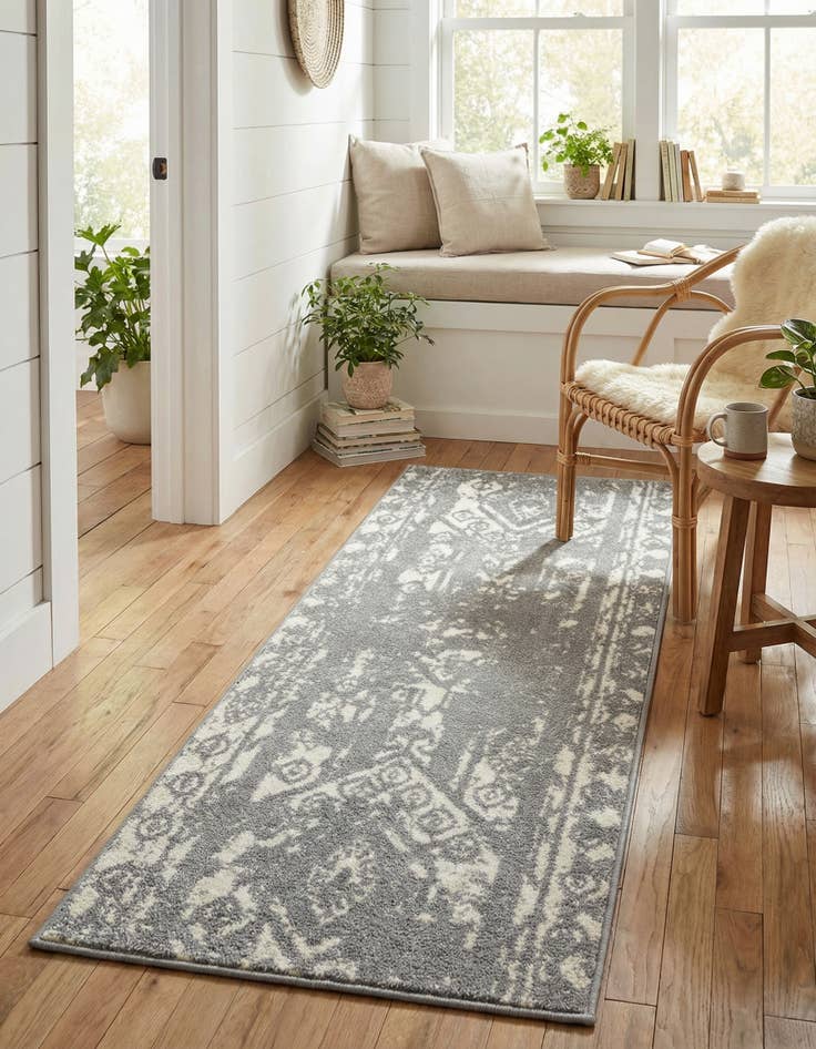 Detail image of 2' x 5' 3 Lennon Runner Rug