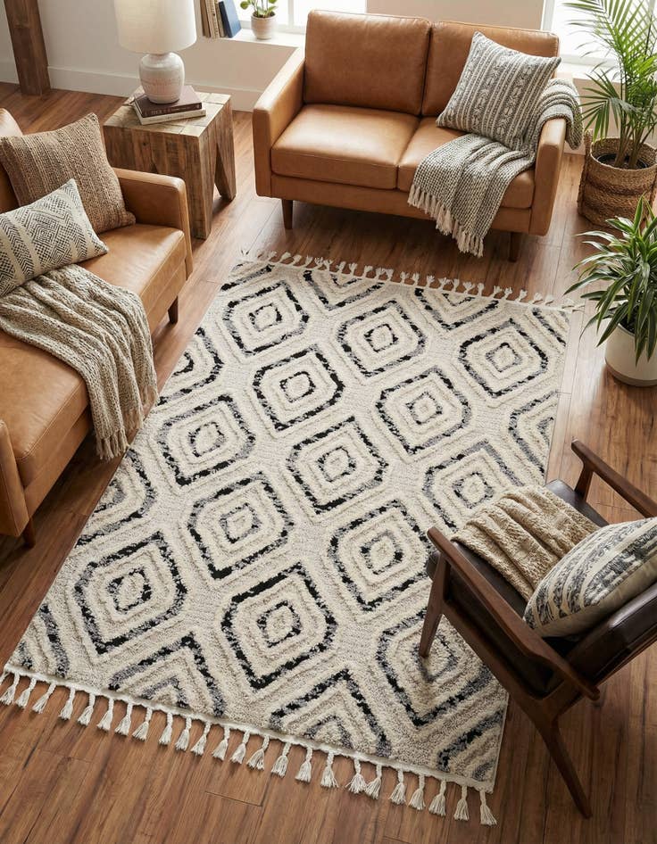 Detail image of 4' x 6' Cherokee Rug