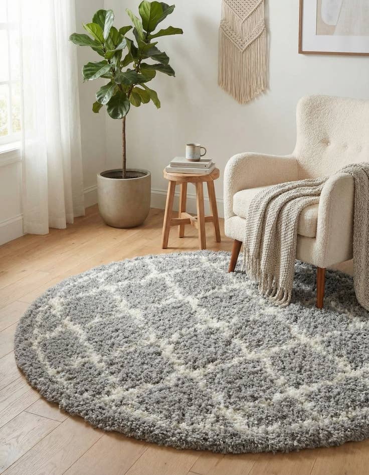 Detail image of 5' x 5' Infinity Shag Round Rug