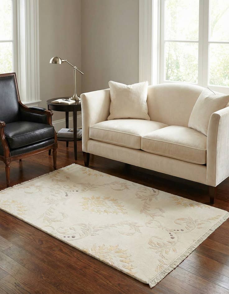 Detail image of 4' x 6' Darya Rug