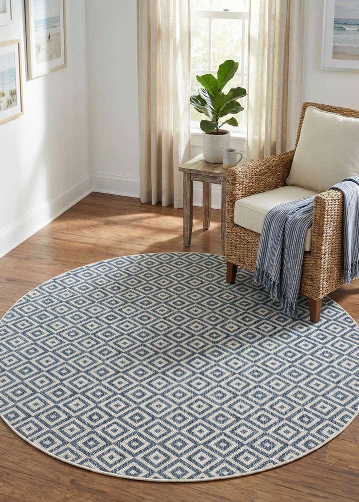 6' 7 x 6' 7 Easy-Clean Jill Zarin Costa Rica Indoor / Outdoor Round Rug