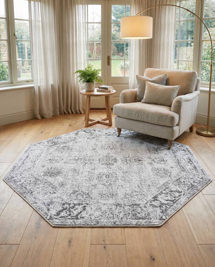 Detail image of 7' 10 x 7' 10 Monte Carlo Octagon Rug