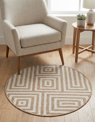 Taupe Easy-Clean Modern Indoor / Outdoor Round Rug