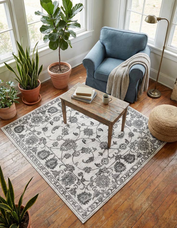 Detail image of 5' 3 x 5' 3 Boston Square Rug