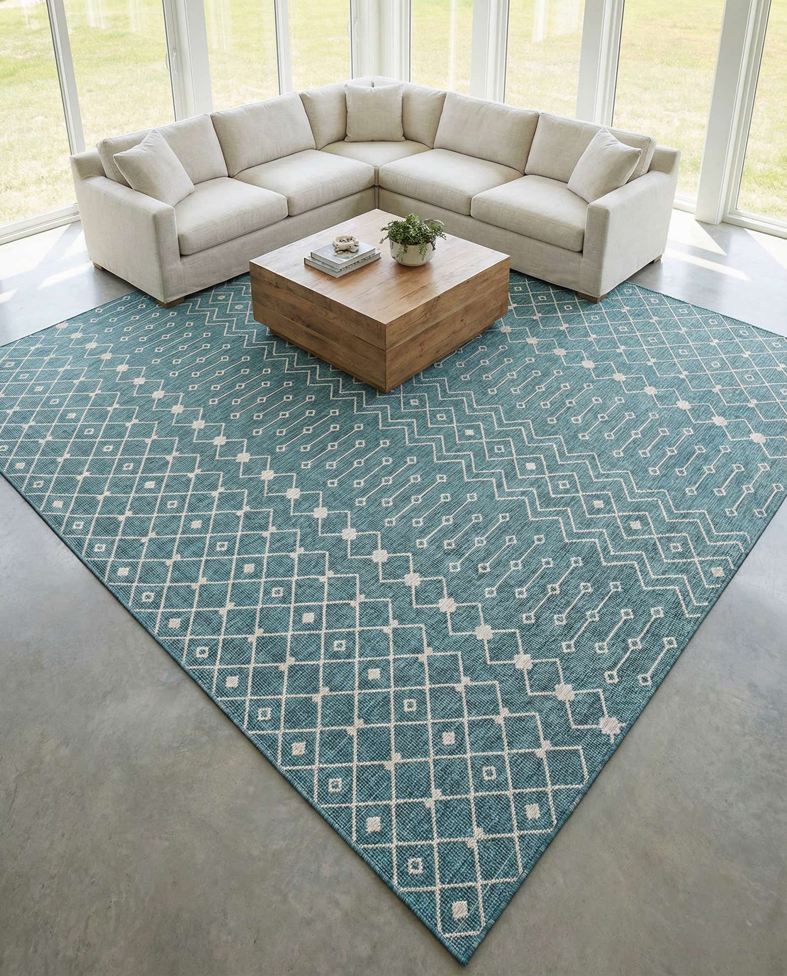 13' x 13' Easy-Clean Trellis Indoor / Outdoor Square Rug