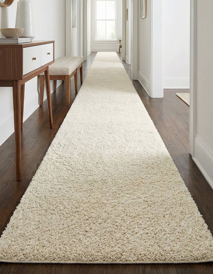 Detail image of  2' 6 x 19' 8 Everyday Shag Runner Rug