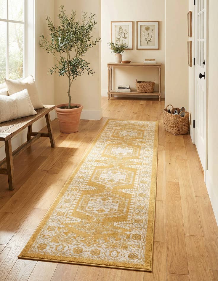 Detail image of 2' 7 x 10' Arcadia Runner Rug