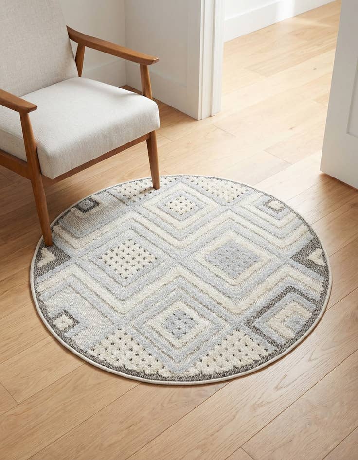 Detail image of 3' 3 x 3' 3 Arlo Round Rug