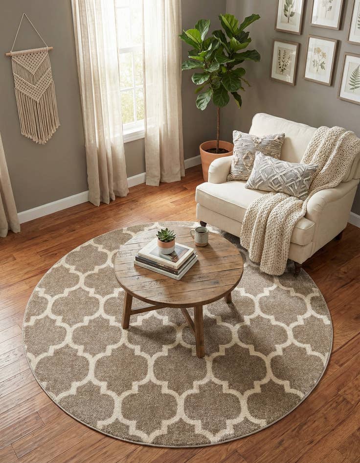 Detail image of 6' x 6' Lattice Round Rug