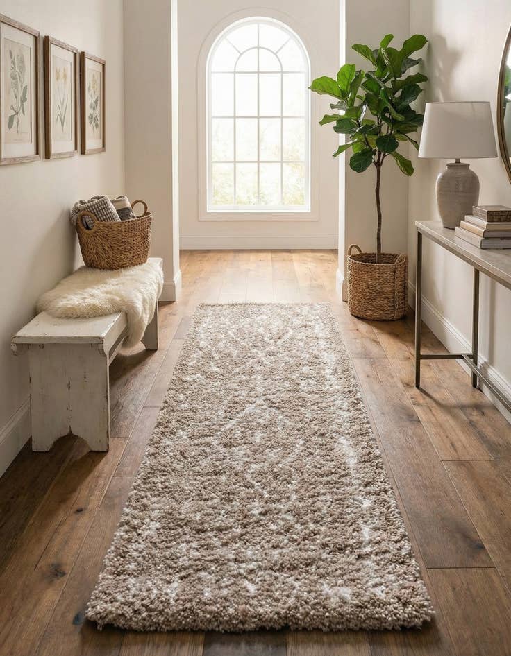 Detail image of 2' 7 x 10' Marrakesh Shag Runner Rug