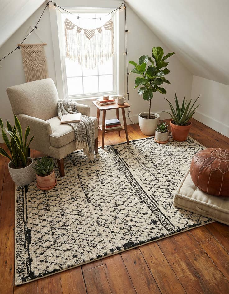 Detail image of 4' x 6' Morocco Rug