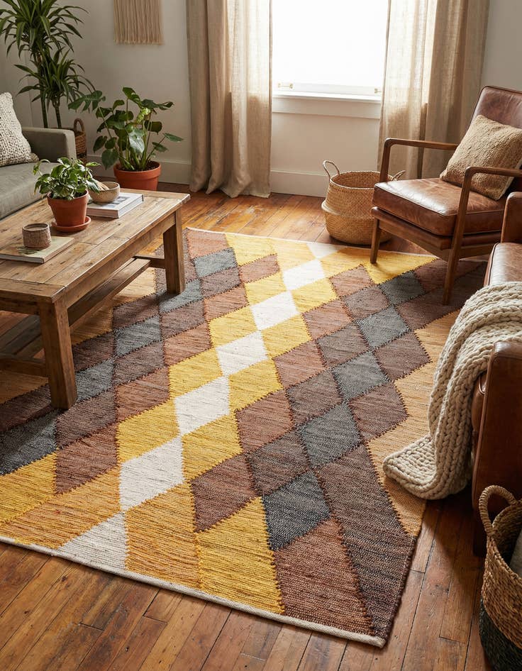 Detail image of 6' 1 x 9' Hand Braided Chindi Cotton Rug