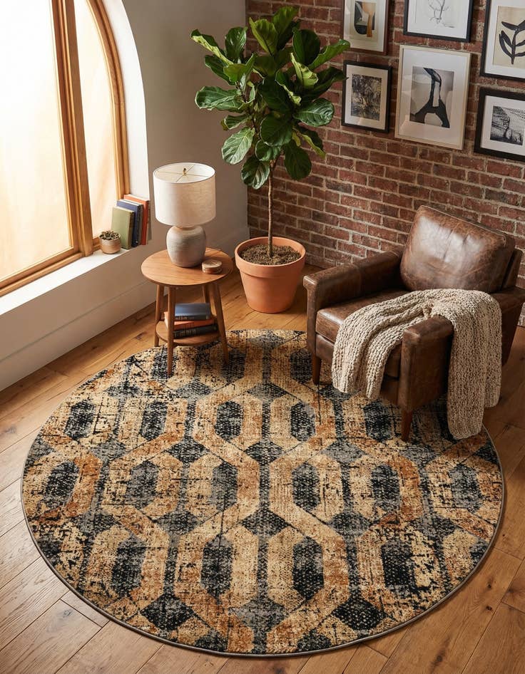 Detail image of 7' x 7' Saturn Round Rug