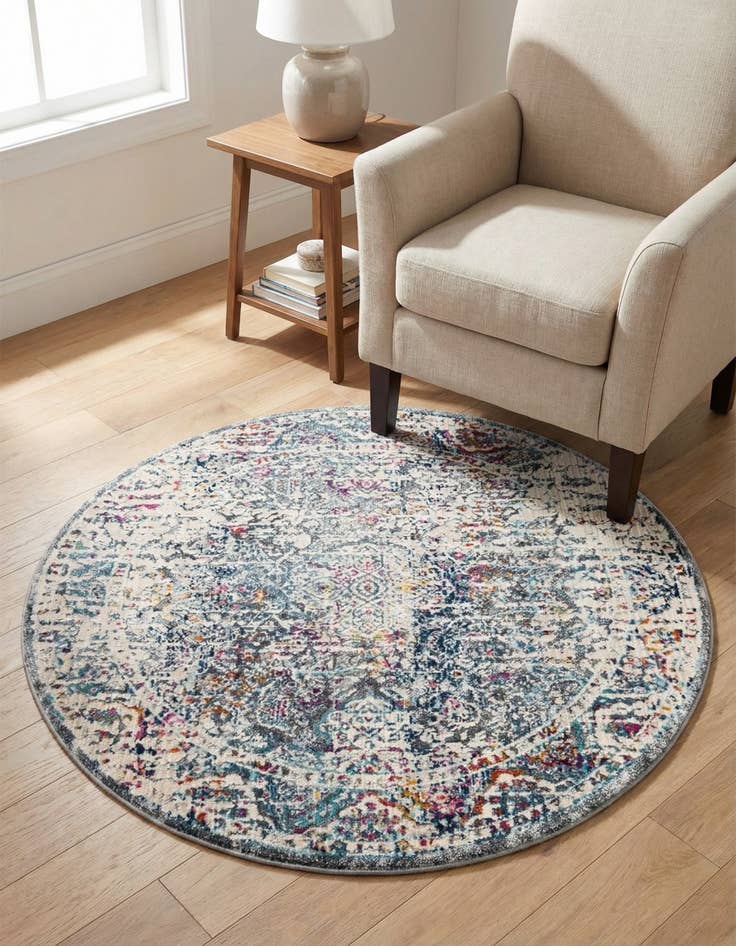 Detail image of 3' 7 x 3' 7 Budapest Round Rug