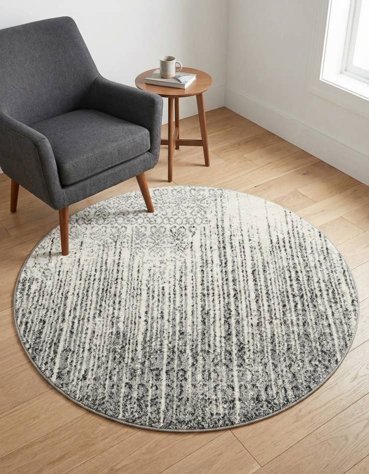 Detail image of 4' x 4' Angelica Round Rug