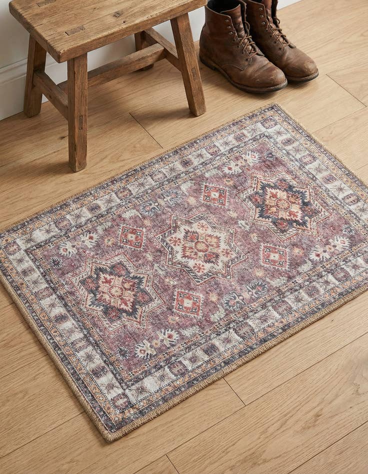 Detail image of 2' x 3' 1 Timeless Rug