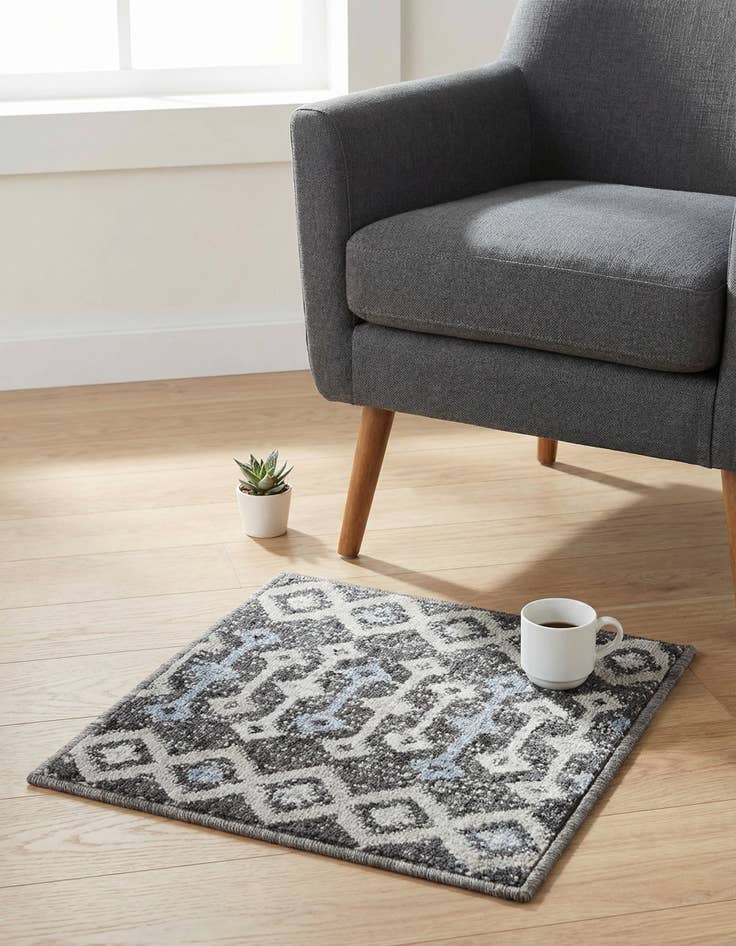 Detail image of 1' 4 x 1' 4 Eco Trellis Sample Rug