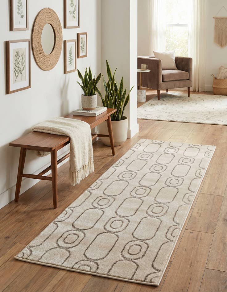 Detail image of 2' x 5' Vogue Geo Runner Rug