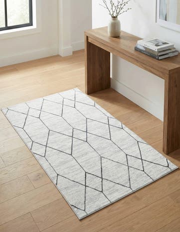 3' 3 x 5' 3 Lattice Trellis Rug