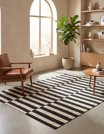 4' 2 x 5' 9 Hand Woven Kilim Modern Wool Rug