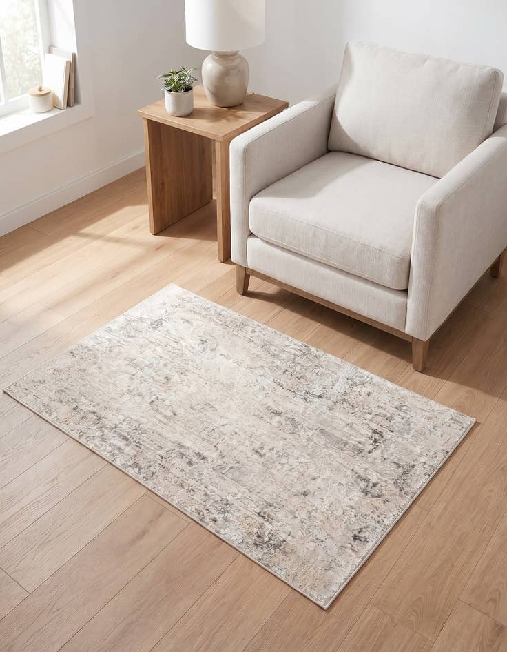 Detail image of 3' 3 x 5' 3 Caspian Rug