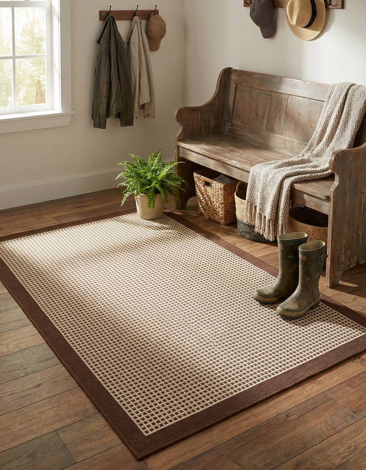 Detail image of 4' x 6'  Washable Border Indoor / Outdoor Rug