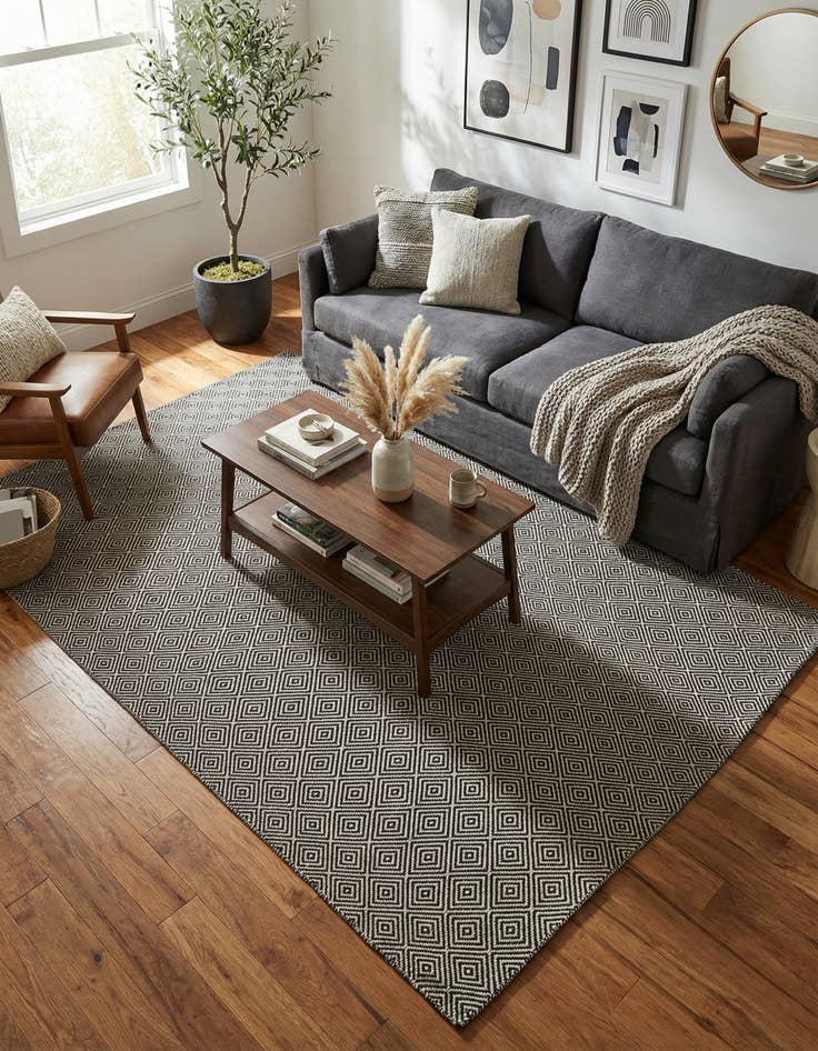 Detail image of 6' 1 x 9'  Hand Woven Geo Trellis Flatweave Rug