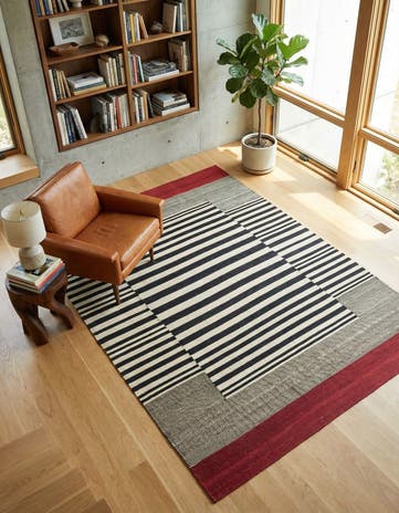 4' 3 x 5' 9 Hand Woven Kilim Modern Wool Rug
