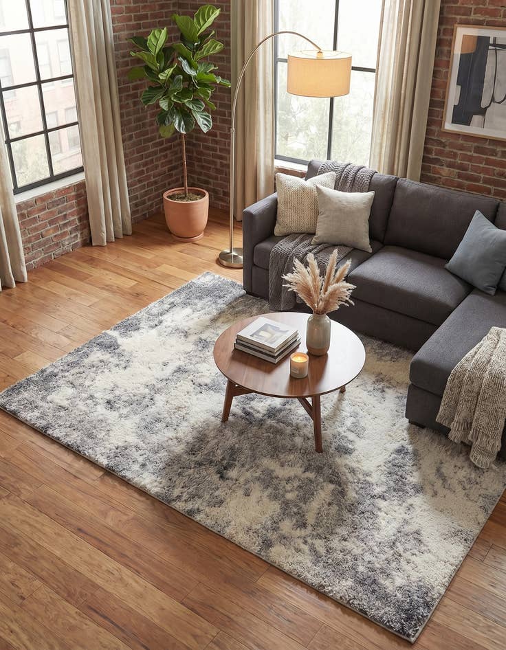 Detail image of 6' x 9' Soft Touch Shag Rug