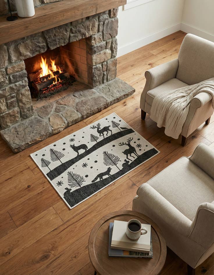 Detail image of 2' x 3'  Washable Holiday Indoor / Outdoor Rug