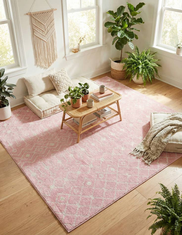 Detail image of 7' 10 x 7' 10 Moroccan Trellis Square Rug