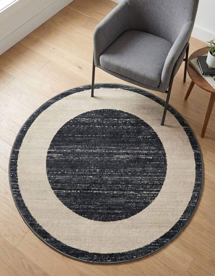 Detail image of 3' 3 x 3' 3 Uptown Yorkville Round Rug