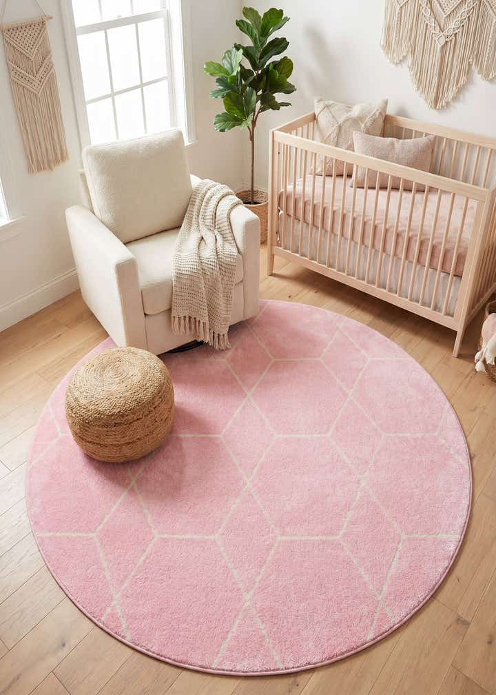 7' x 7' Lattice Frieze Round Rug