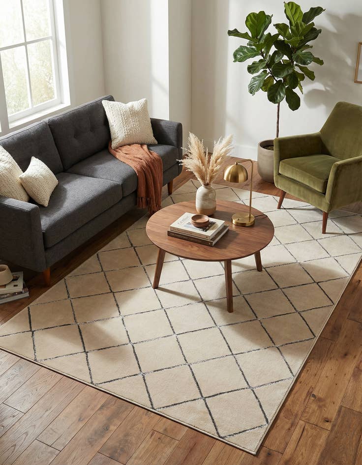 Detail image of  6' x 9' Vogue Geo Rug