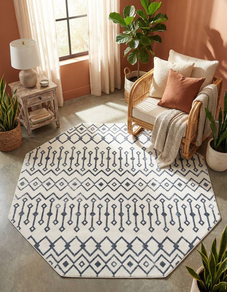 Detail image of 7' x 7' Bohemian Trellis Octagon Rug