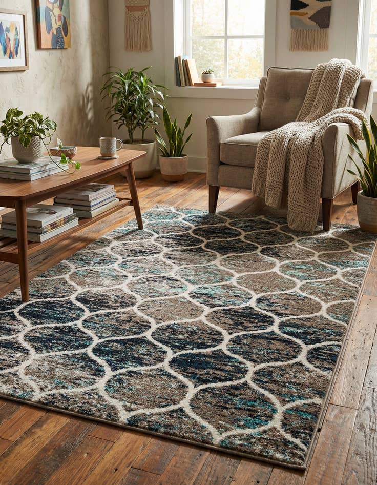 Detail image of 4' x 6' Lattice Frieze Rug