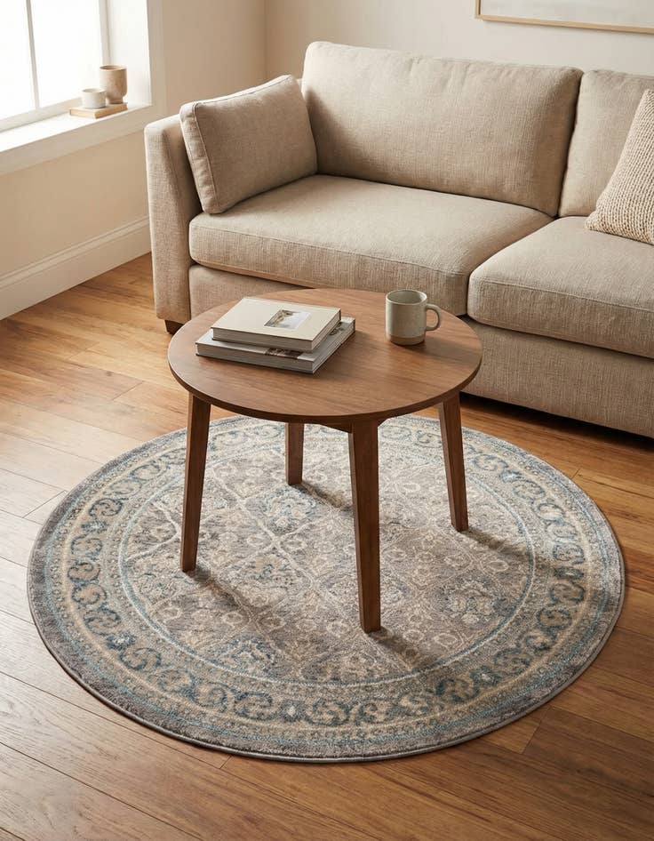 Detail image of 4' x 4' Viola Round Rug