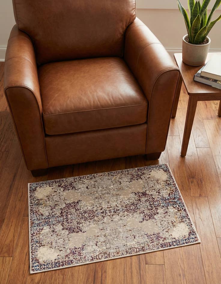 Detail image of 2' x 3' Deepa Rug