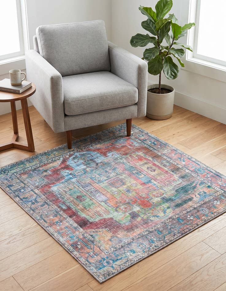 Detail image of 4' x 4' Washable Maahru Square Rug