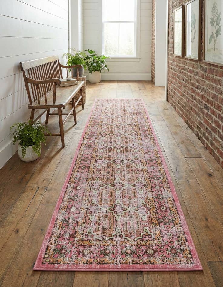 Detail image of 2' 7 x 10' Lucerne Runner Rug