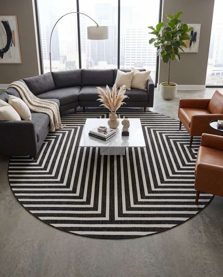 13' x 13' Easy-Clean Modern Indoor / Outdoor Round Rug
