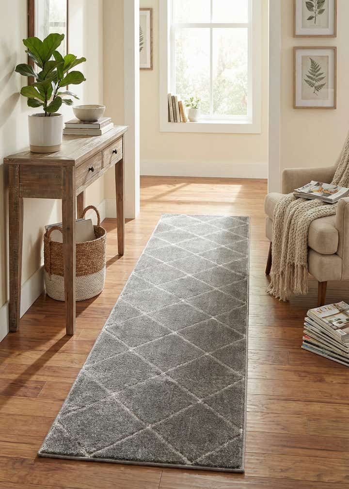 2' x 8' Vogue Geo Runner Rug