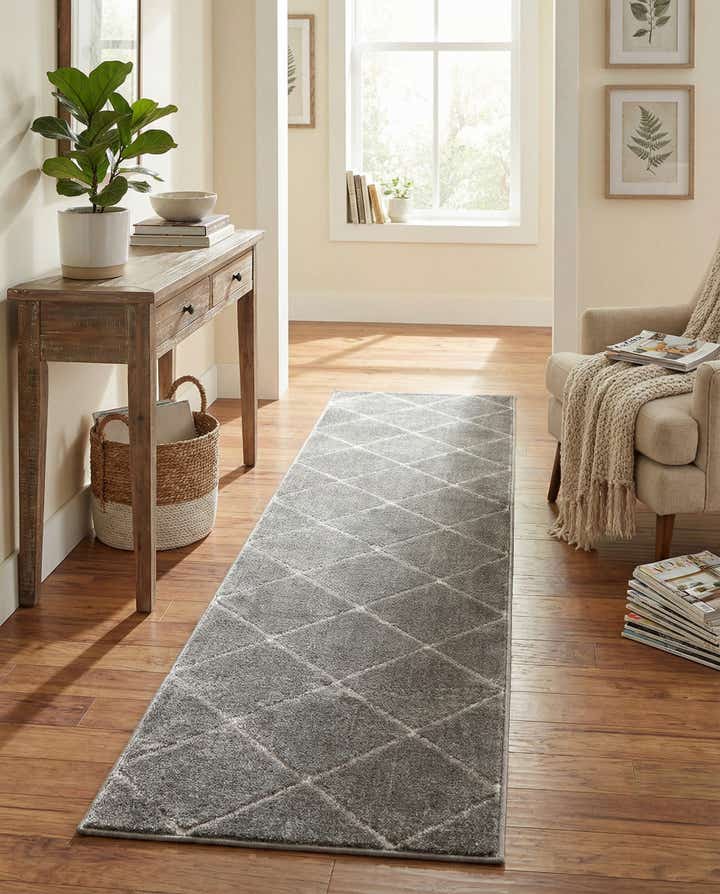 2' x 8' Vogue Geo Runner Rug