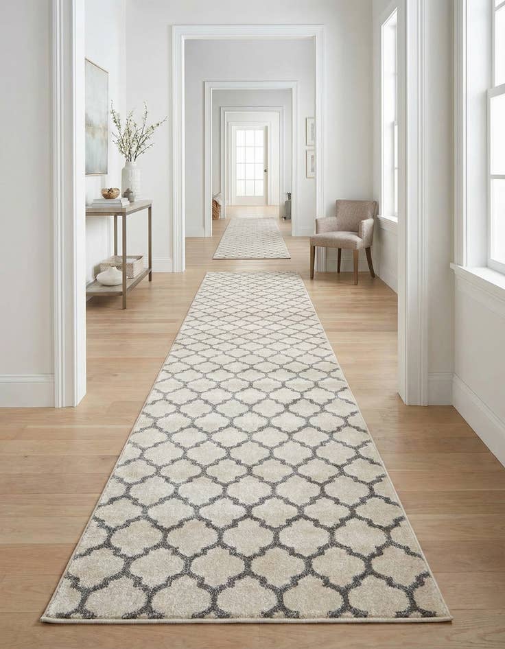 Detail image of 2' 7 x 16' 5 Trellis Runner Rug