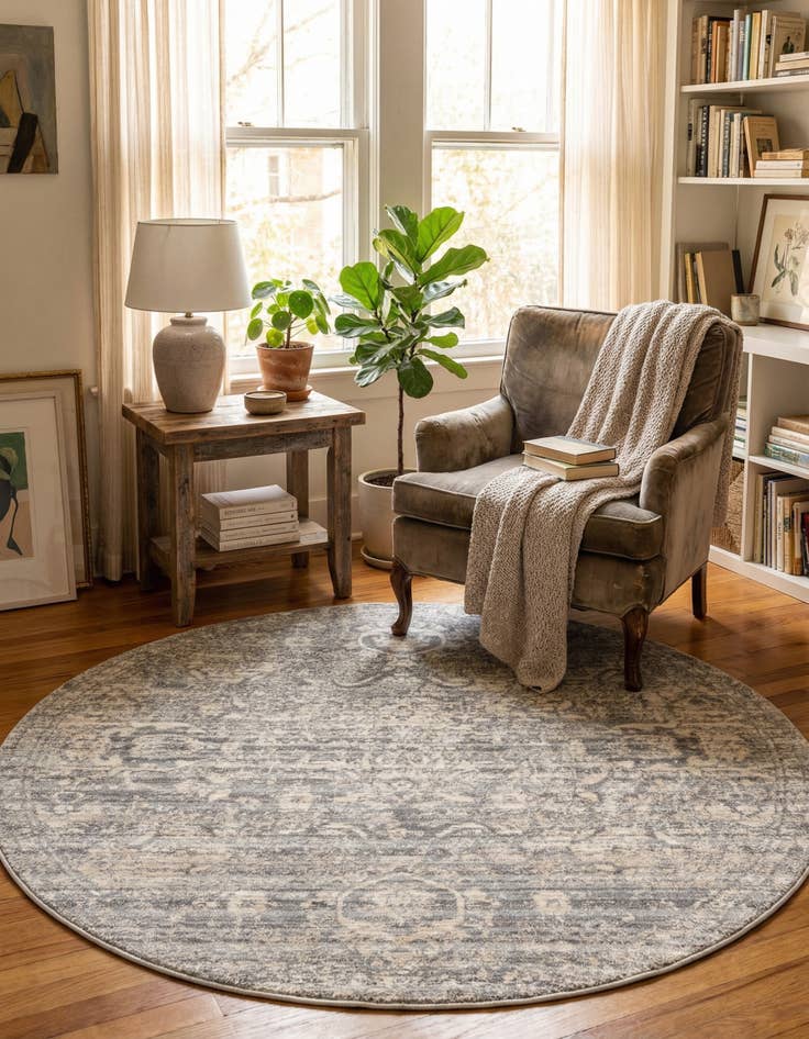 Detail image of 5' 2 x 5' 2 Lola Round Rug