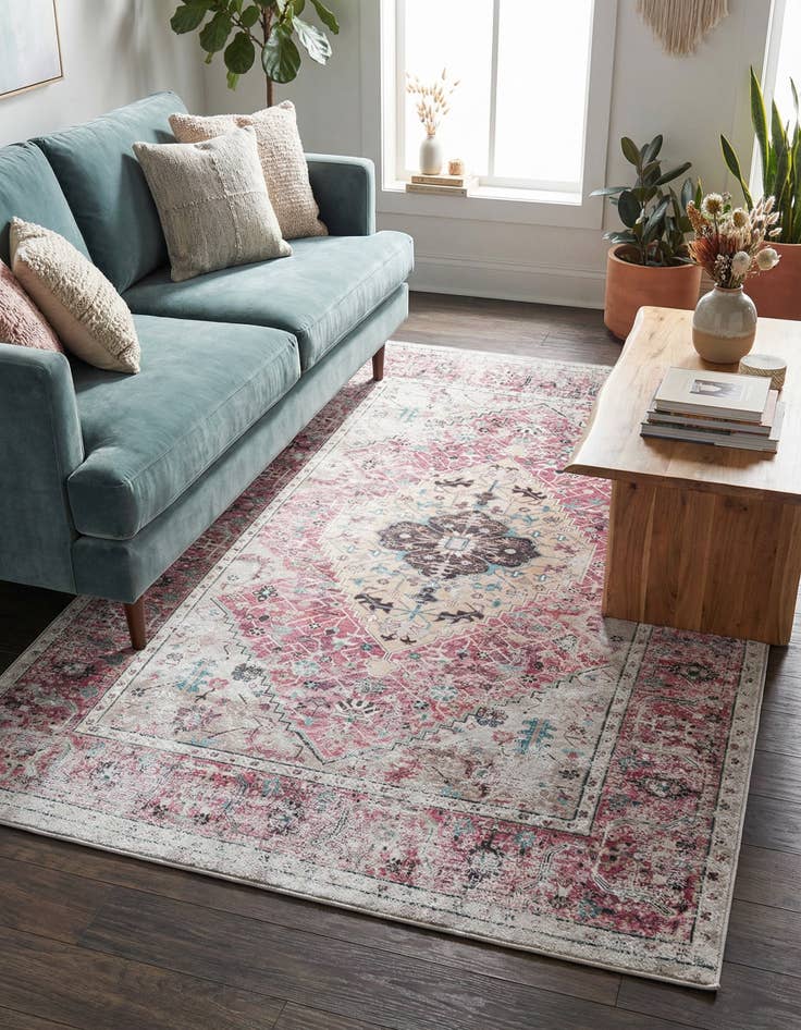 Detail image of 5' x 8'  Washable Yara Rug