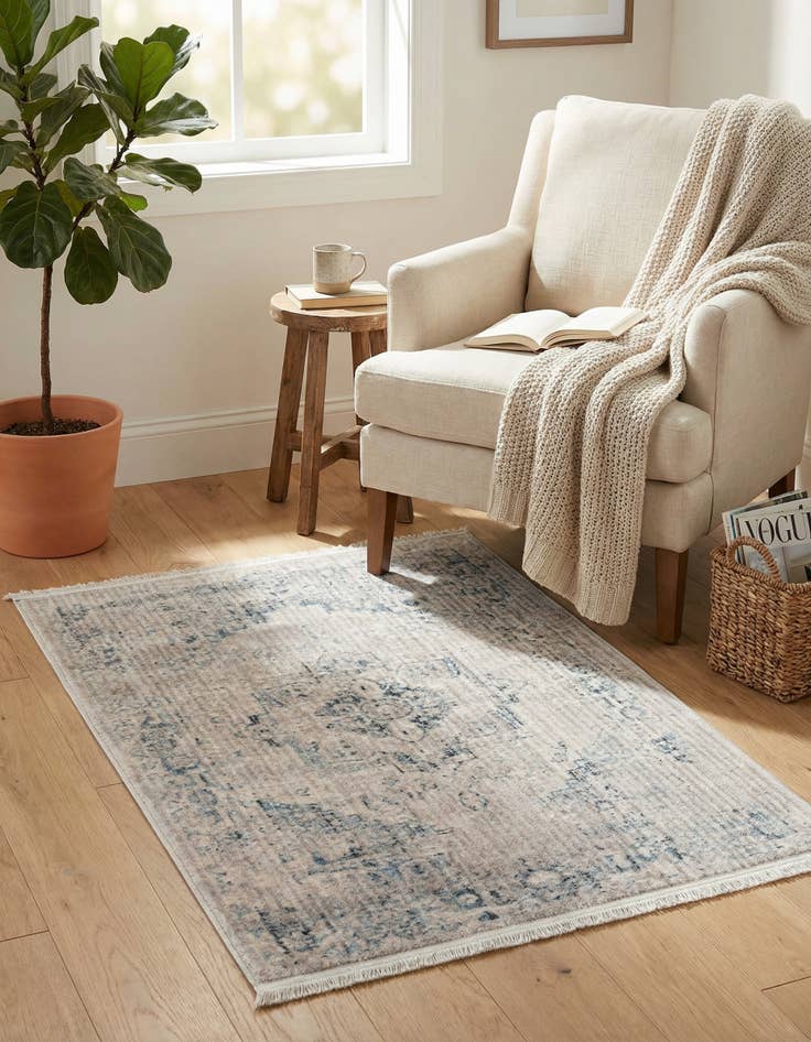 Detail image of 2' 2 x 3' Noble Rug