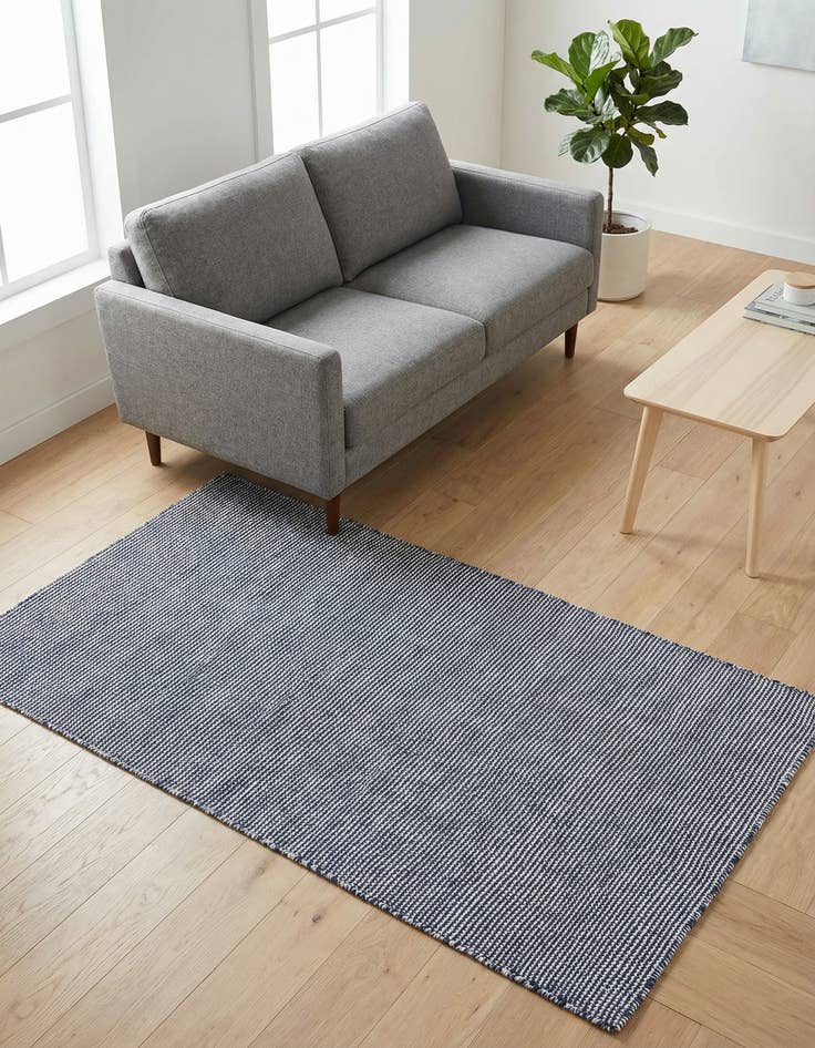 Detail image of  3' 3 x 5' 3  Washable Jill Zarin Palm Springs Indoor / Outdoor Rug