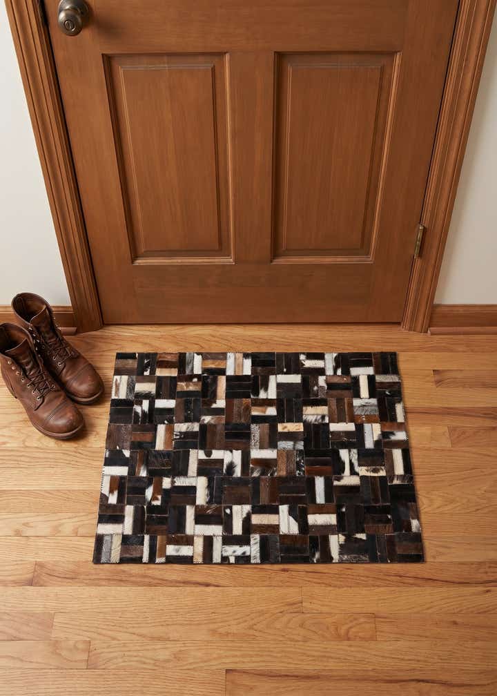 2' x 3' Cowhide Leather Rug
