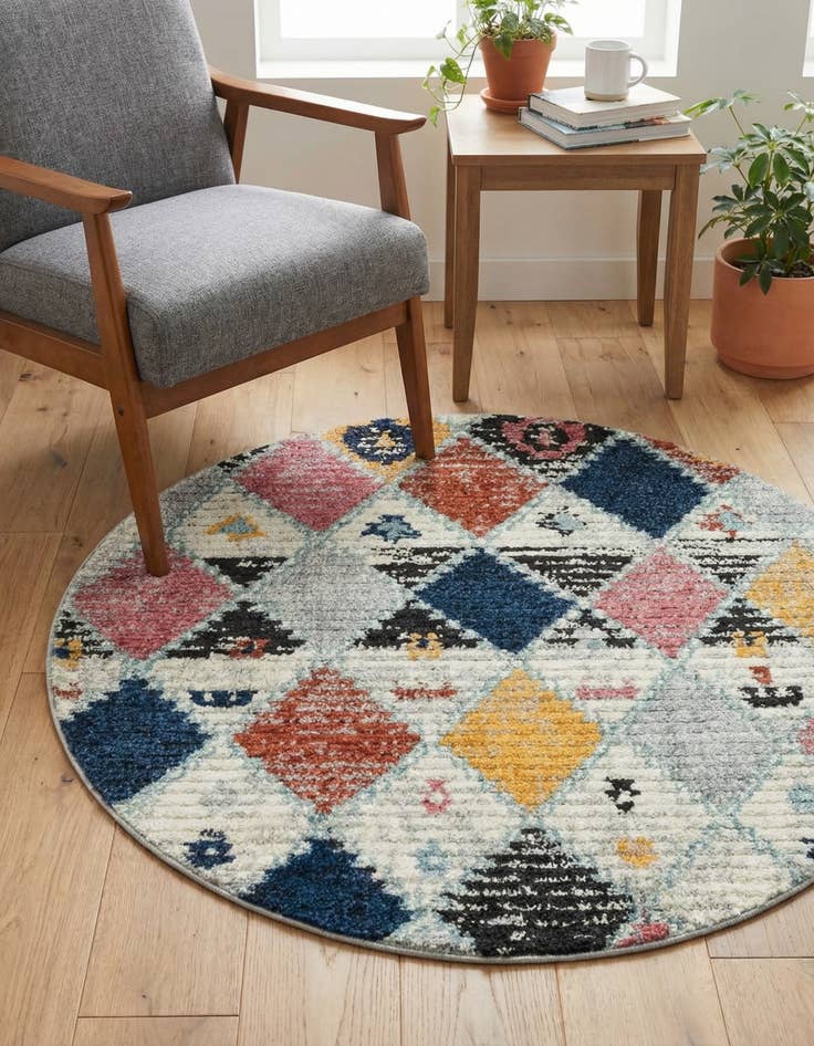 Detail image of 4' x 4' Morocco Round Rug